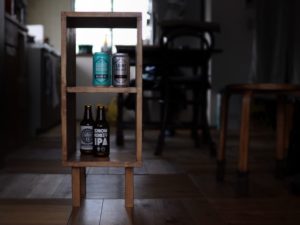 小さい脚付き棚をDIY!超簡単でシンプルな棚の作り方