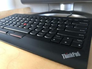 ThinkPad トラックポイントキーボードを導入！設定や特徴も！
