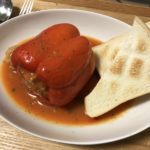 【ハンガリー料理】トルトットパプリカ風のパプリカ肉詰めレシピ
